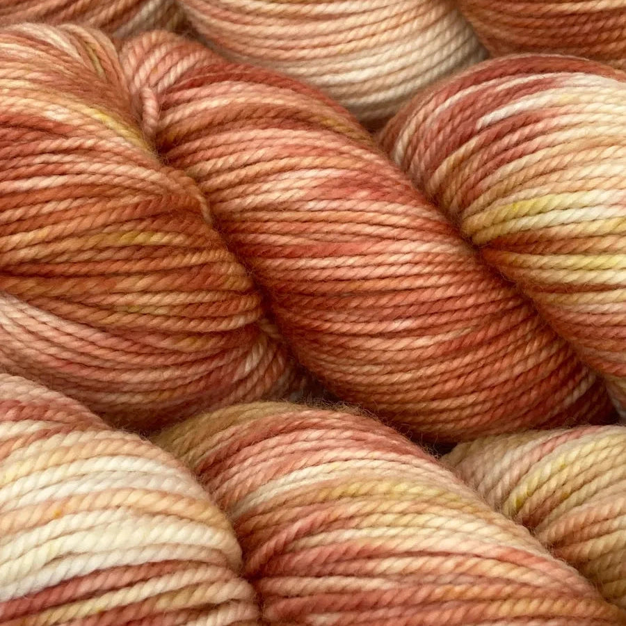 DK Variegated - Leila