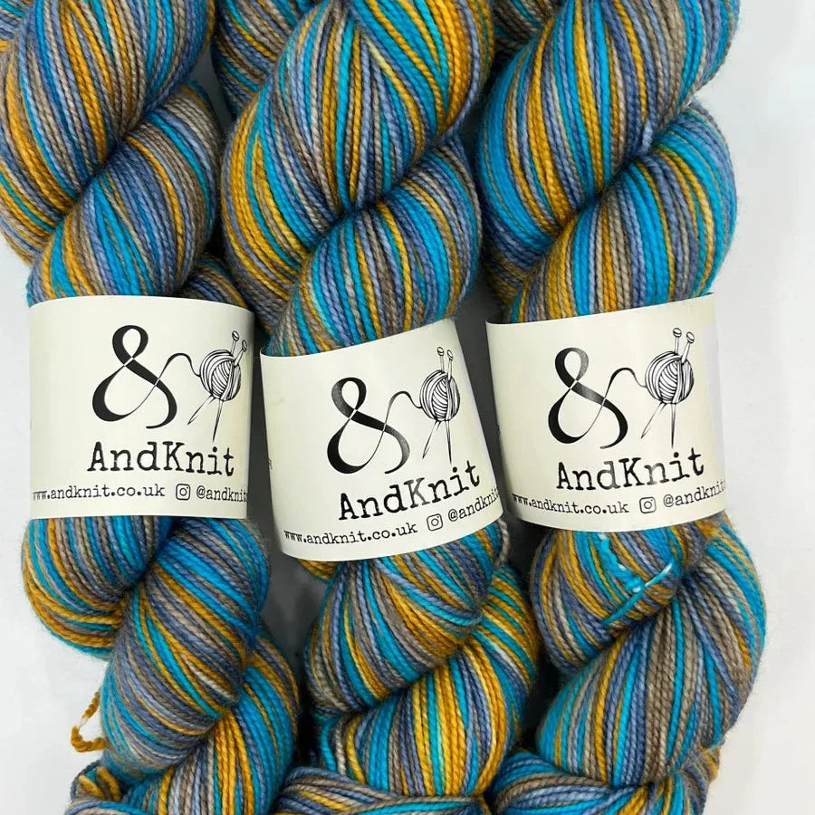 4 Ply Sock self striping - High Lineage